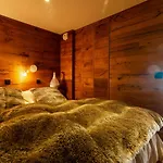 Appt Renove Par Architecte, 3 Chambres, Terrasse Sud Sur Pistes, Service Conciergerie - Fr-1-545-1 *