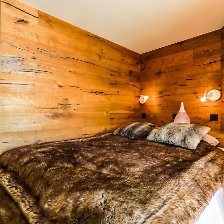 Apartamento Appt Rénové Par Architecte, 3 Chambres, Terrasse Sud Sur Pistes, Service Conciergerie - Fr-1-545-1 *